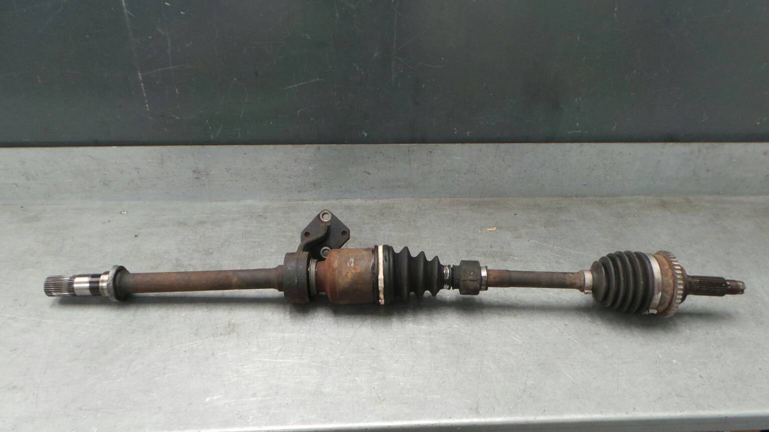 Transmissão frente direita MAZDA 6 Station Wagon (GY)