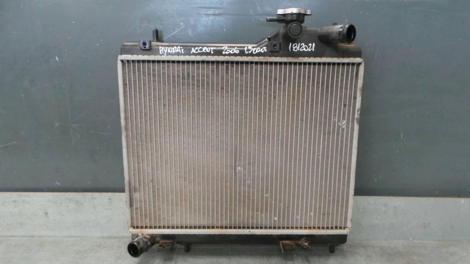 Water radiator HYUNDAI Accent II (LC)