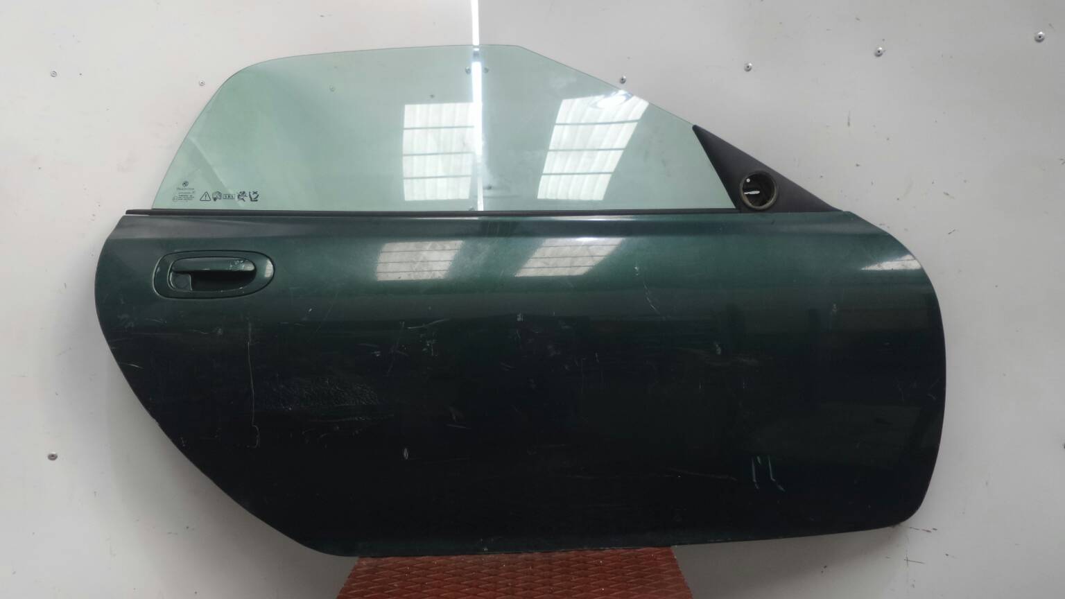 Porta frente direita MG MGF (RD)