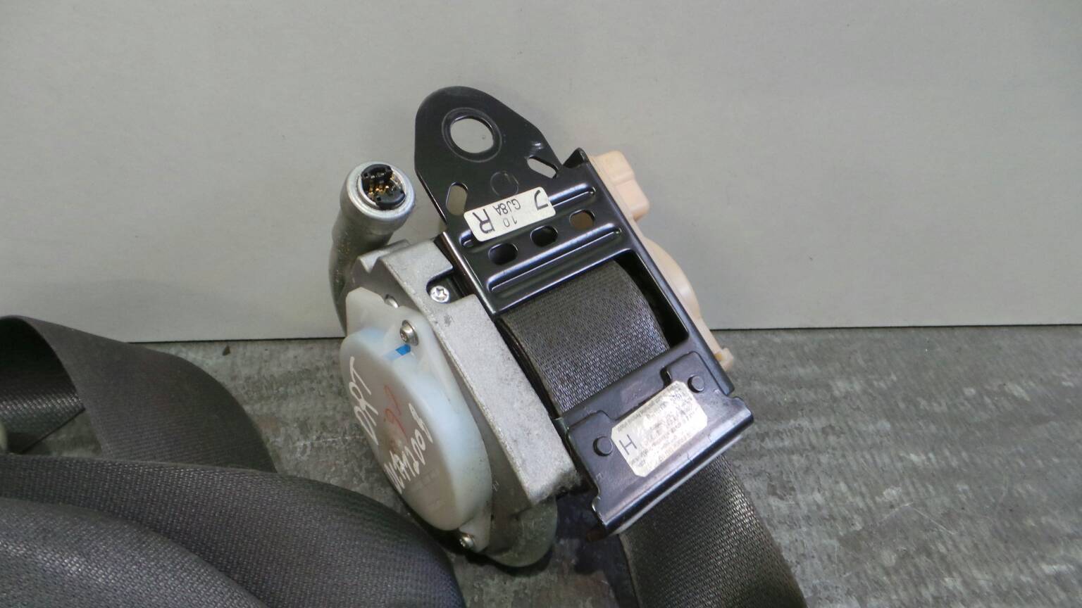 Pré-tensor cinto frente direito MAZDA 6 Sedan (GG)