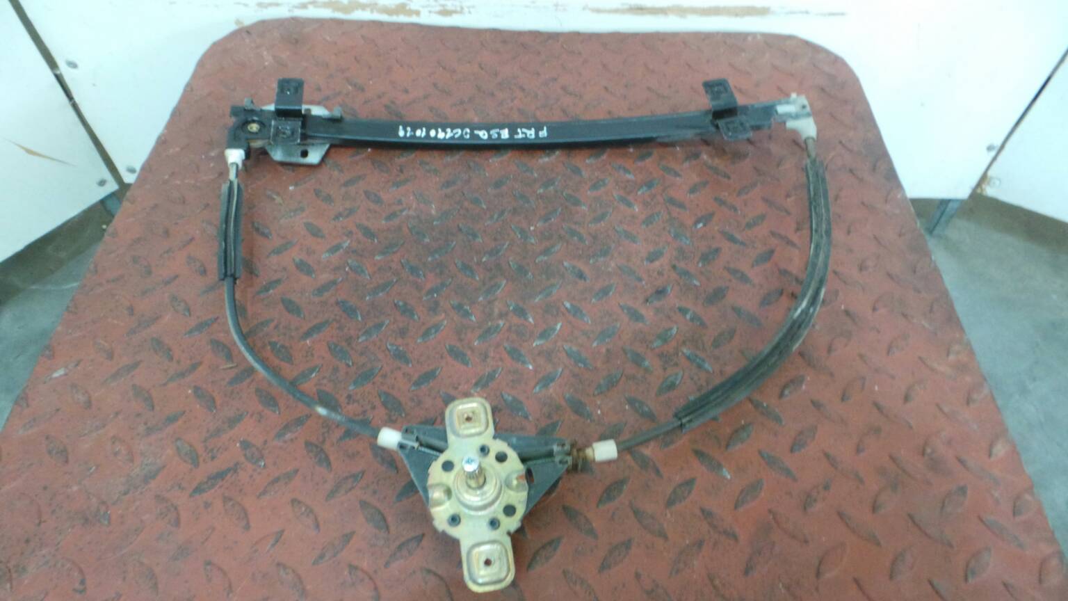 Elevador vidros frente direito VOLKSWAGEN Golf II (19E, 1G1)