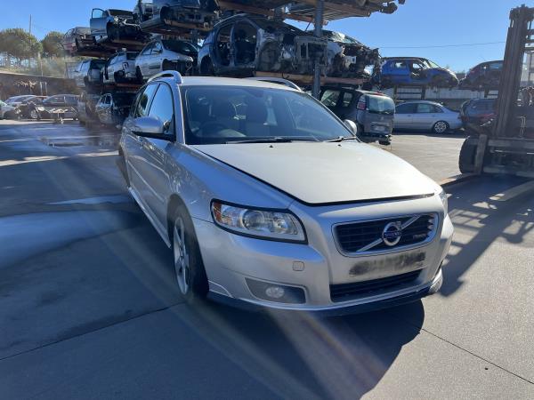 V50  VOLVO - ID V_2023