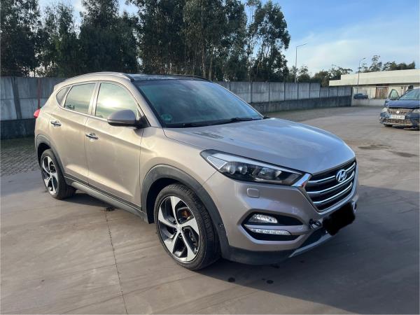 Tucson  HYUNDAI - ID V_2044