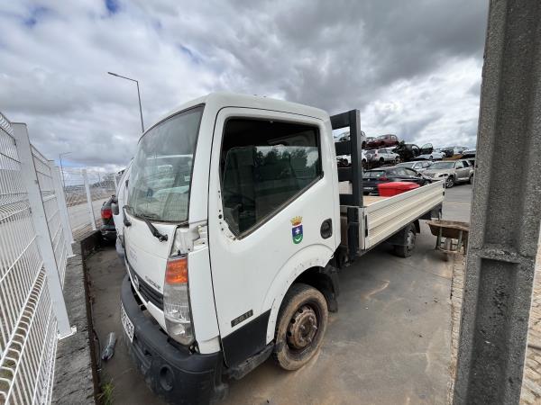 Cabstar Chassis  NISSAN - ID V_2141