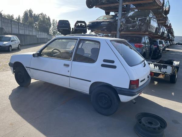 205 I Van PEUGEOT - ID V_947