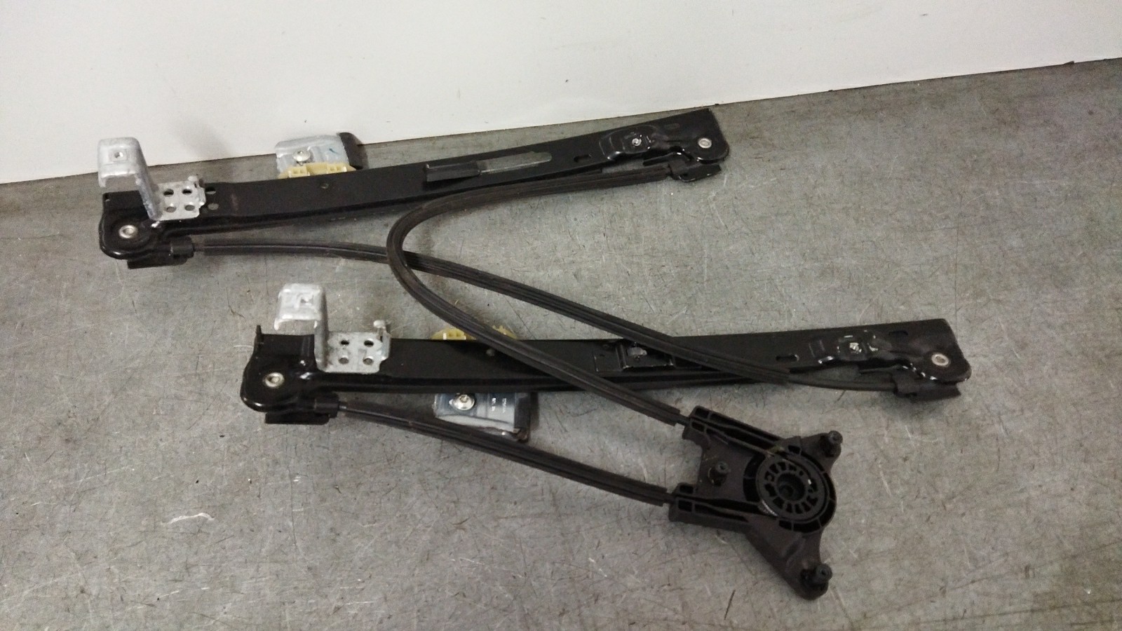 Left Front Window Regulator SEAT IBIZA IV ST (6J8, 6P8) | 10 - 16