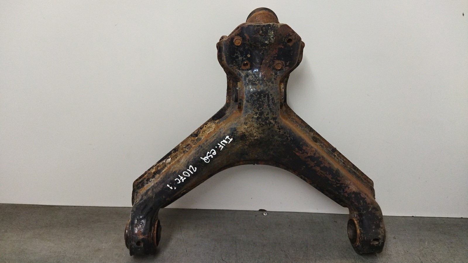 Left Front Suspension Arm KIA SPORTAGE (K00) | 94 - 05