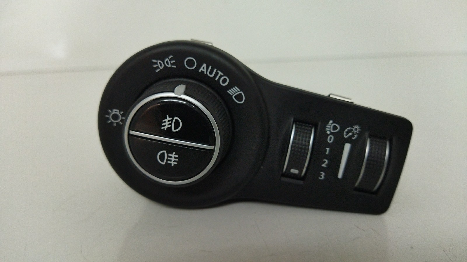 Switch FIAT 500X (334_) | 14 - 