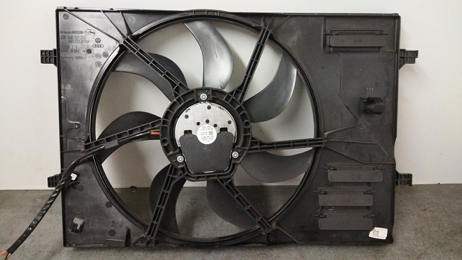 Radiator Fan AUDI A3 Sportback (8VA, 8VF) | 12 -  Imagem-1