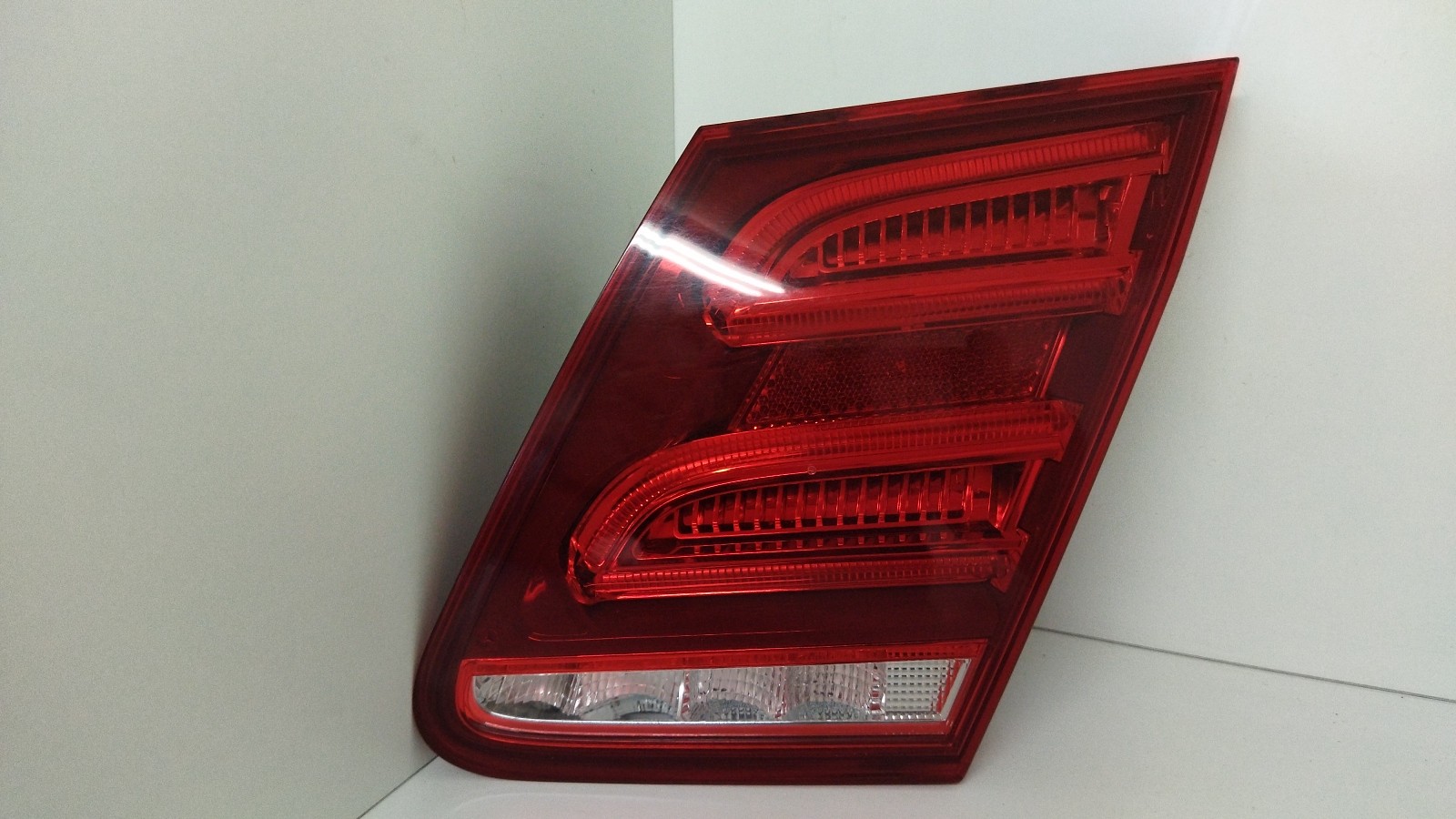 Farolim direito da mala MERCEDES-BENZ E-CLASS (W212) | 09 - 16