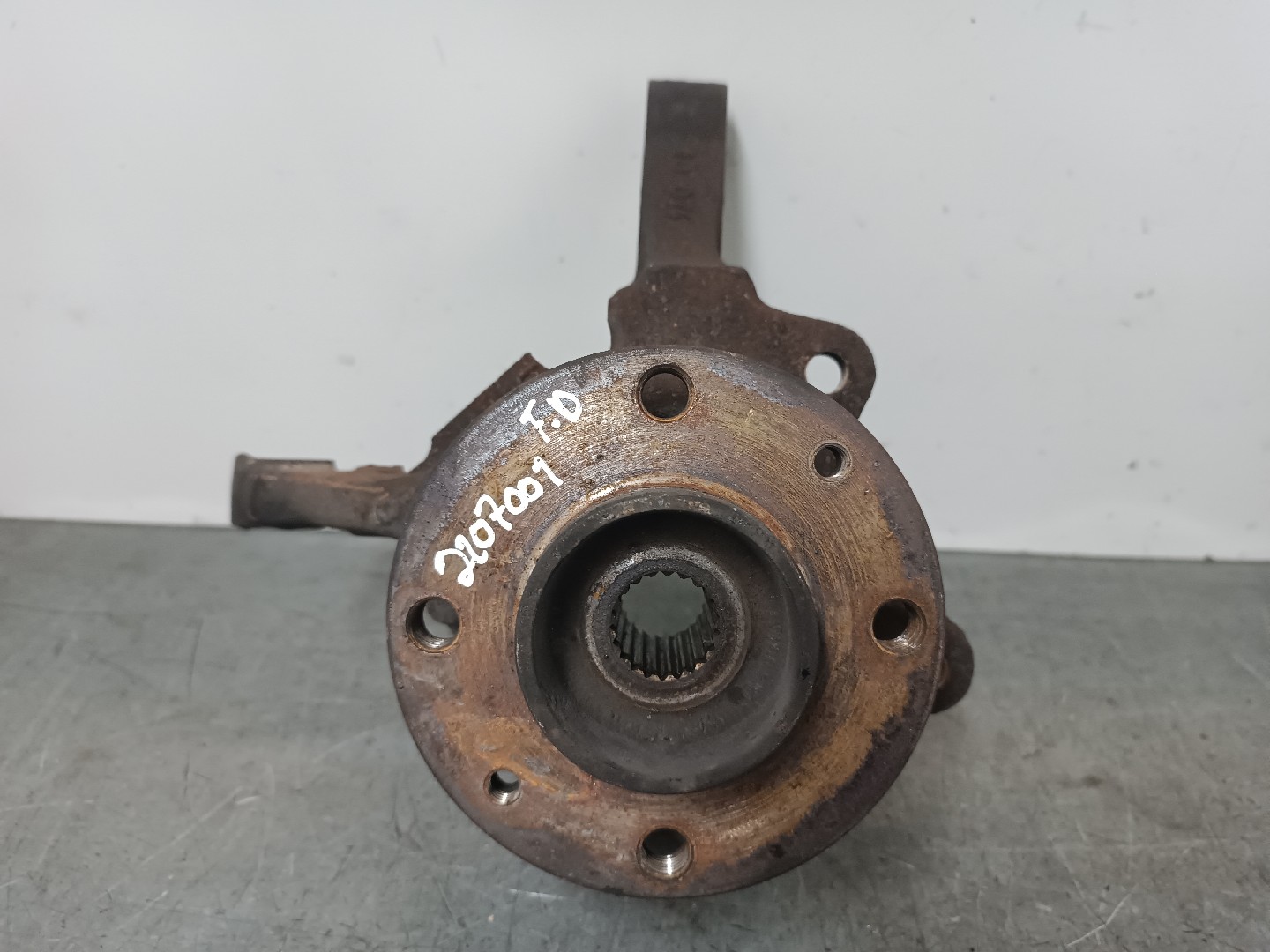 Right Front Steering Knuckle RENAULT KANGOO (KC0/1_) | 97 - 