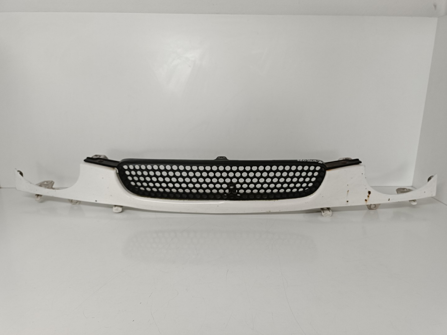 Front Grille TOYOTA COROLLA Compact (_E11_) | 97 - 02