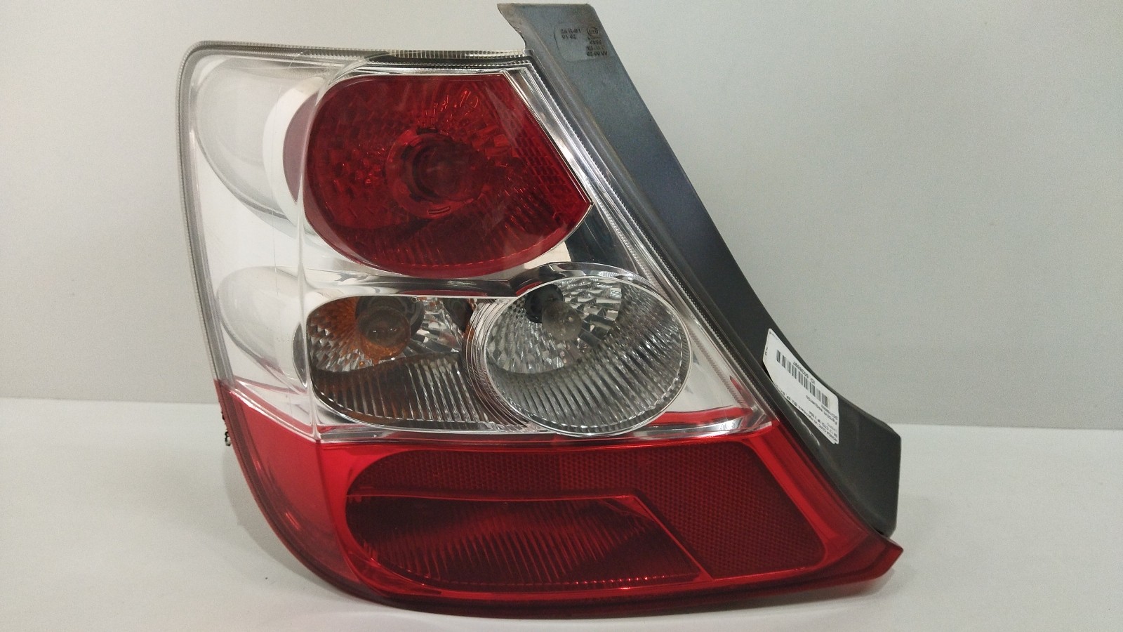 Left Taillight HONDA CIVIC VII Hatchback (EU, EP, EV) | 99 - 06