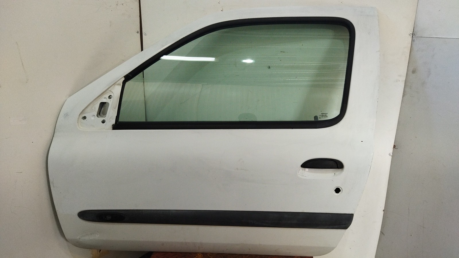 Left Front Door RENAULT CLIO II Caixa (SB0/1/2_) | 98 - 
