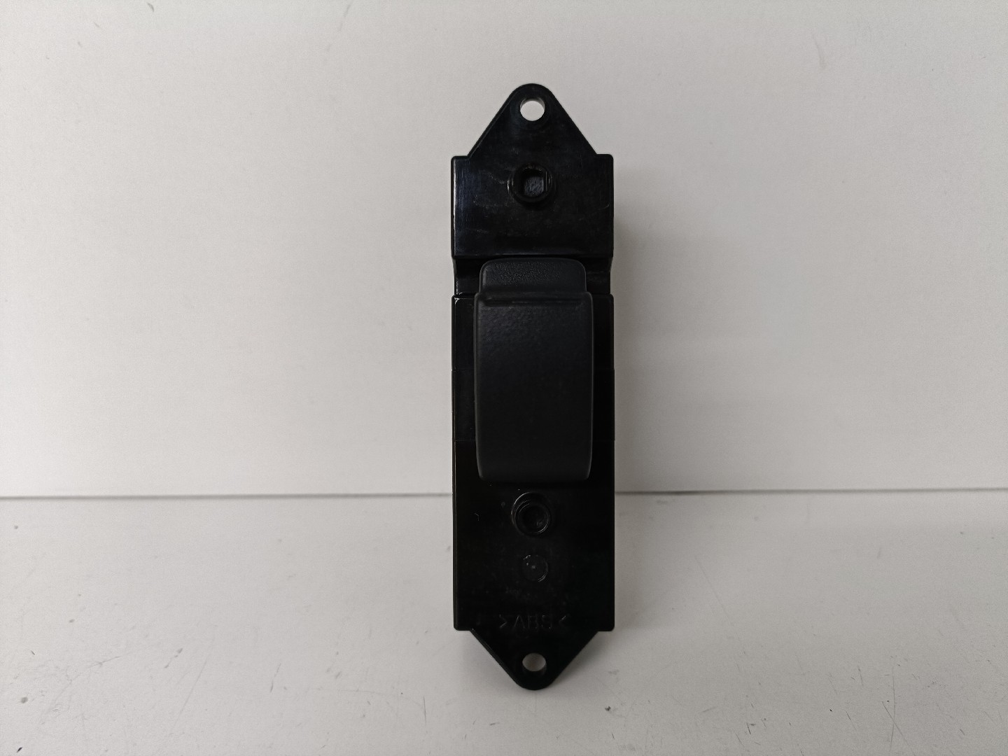Right Rear Window Switch MITSUBISHI COLT VI (Z3_A, Z2_A) | 02 - 12