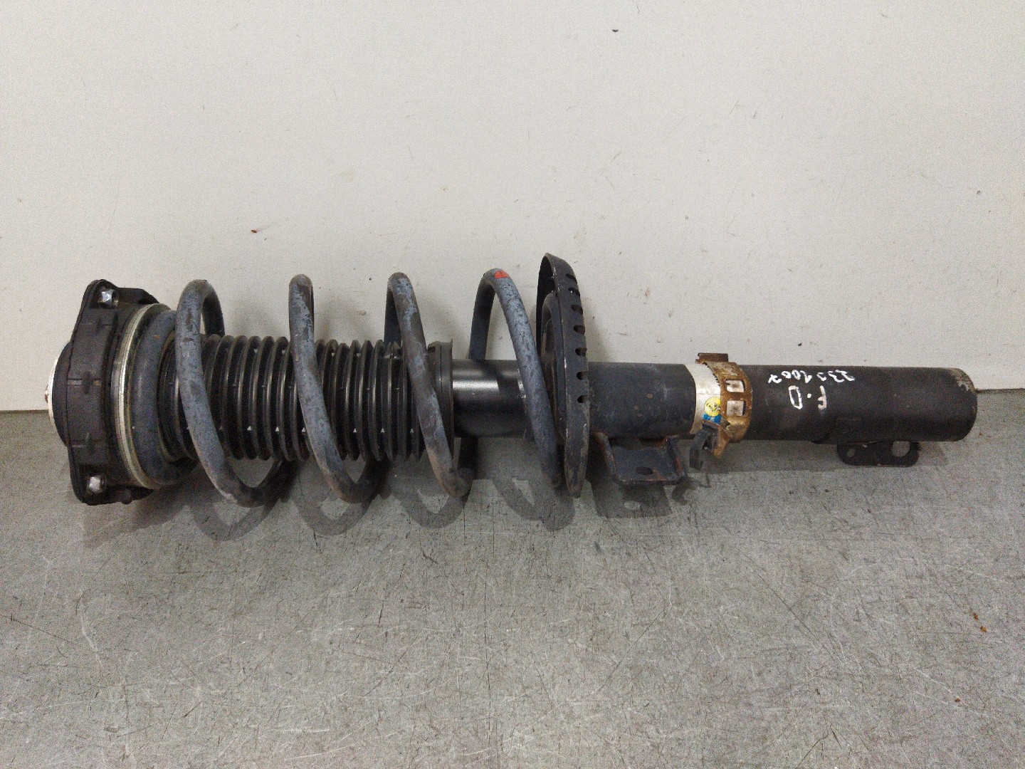 Right Front Shock Absorber VOLKSWAGEN POLO (9N_) | 01 - 14