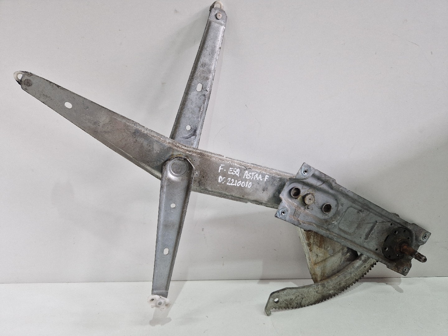 Left Front Window Regulator OPEL ASTRA F Combi (T92) | 91 - 98