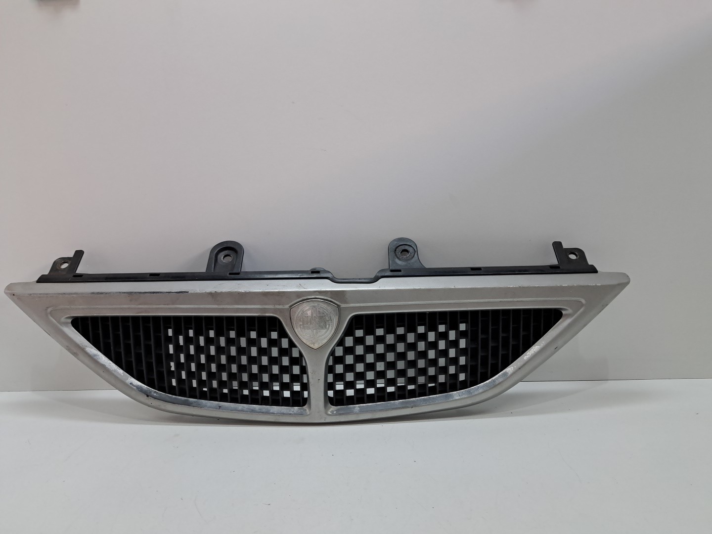 Front Grille LANCIA Y (840_) | 95 - 03