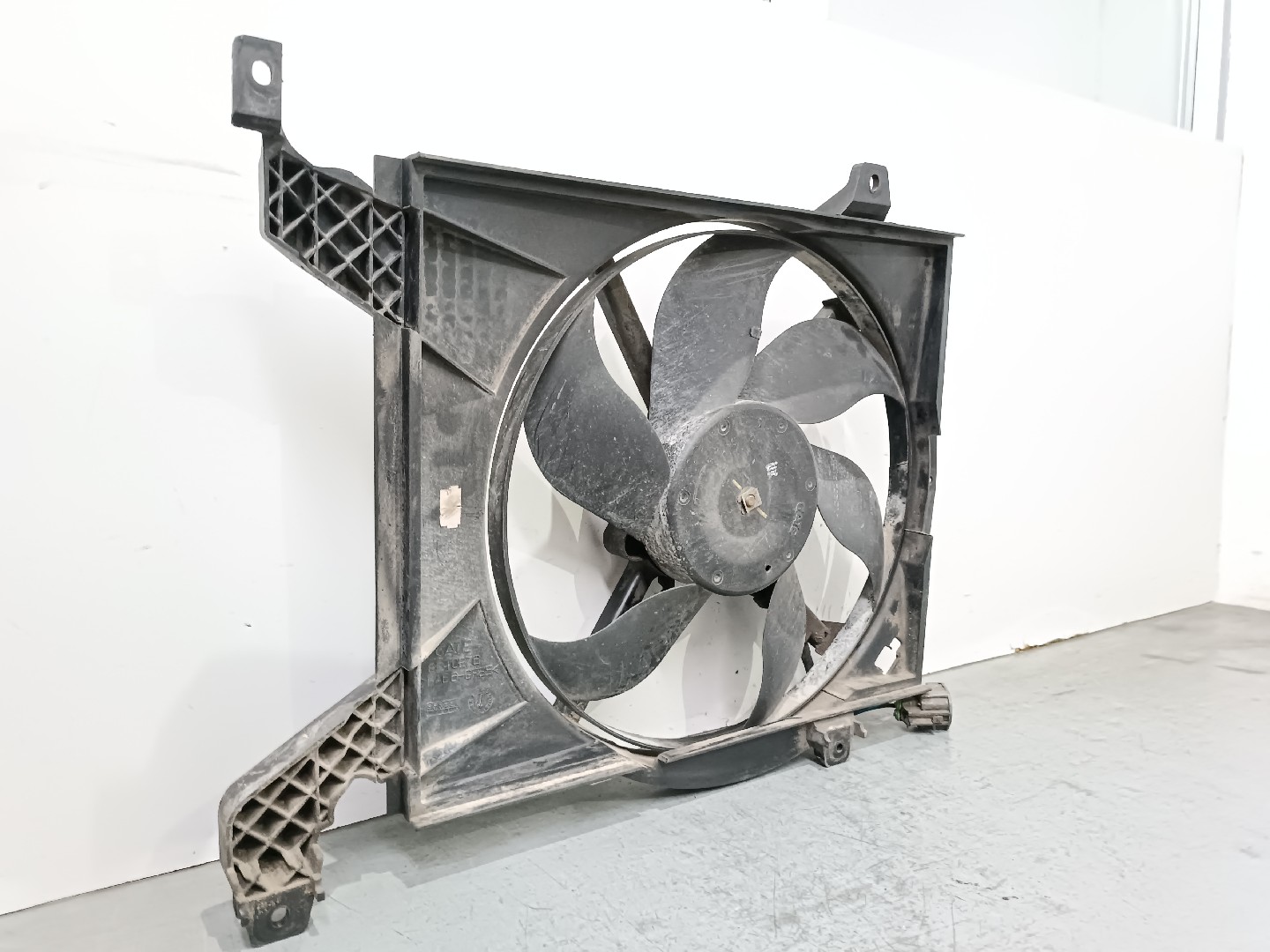 Termoventilador MITSUBISHI CARISMA (DA_) | 95 - 06