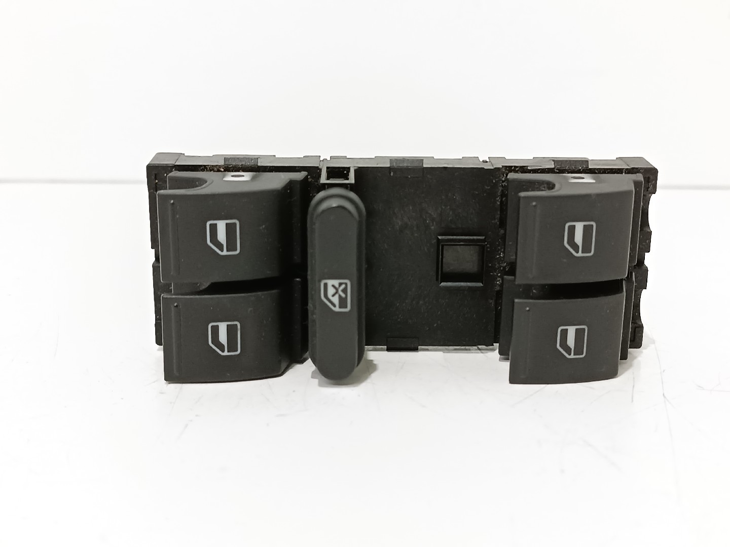 Left Front Window Switch VOLKSWAGEN PASSAT (3C2) | 05 - 10