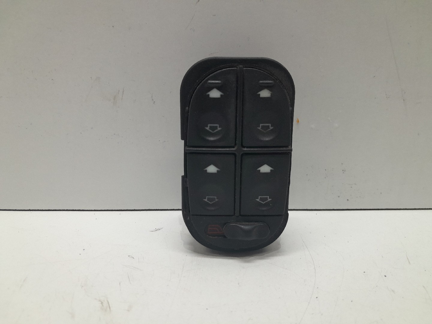Left Front Window Switch FORD MONDEO I (GBP) | 93 - 96