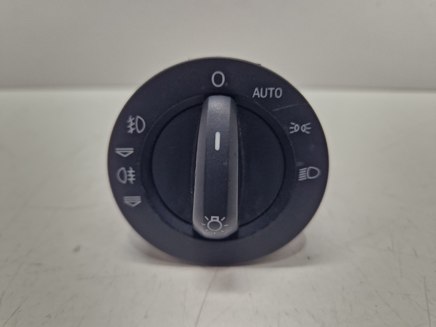 Switch AUDI A6 (4F2, C6) | 04 - 11
