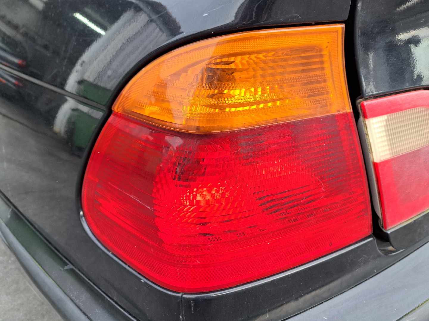 Left Taillight BMW 3 (E46) | 97 - 05