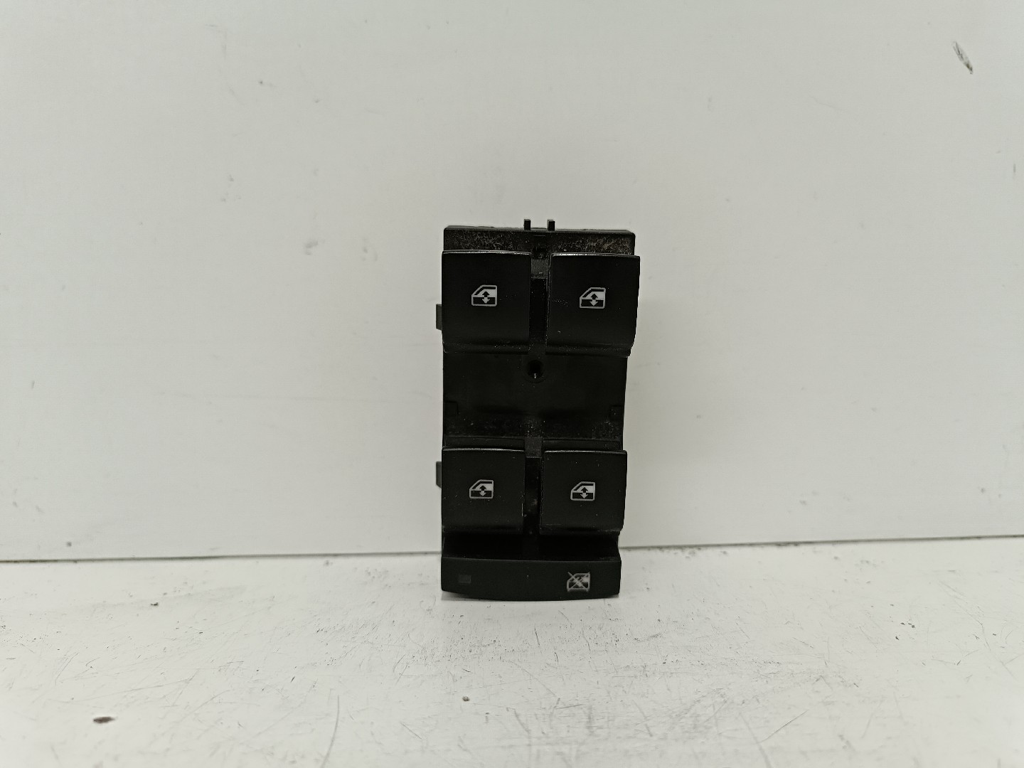 Left Front Window Switch OPEL ASTRA J Sports Tourer (P10) | 10 - 15
