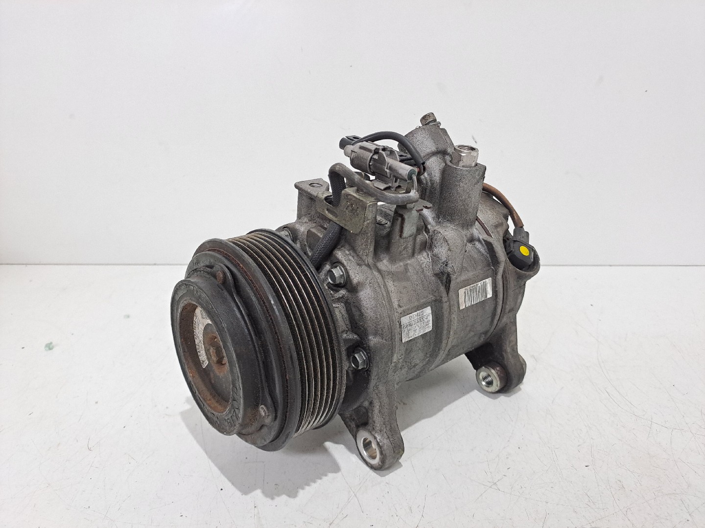 Compressor A/C BMW 1 (F20) | 11 - 19