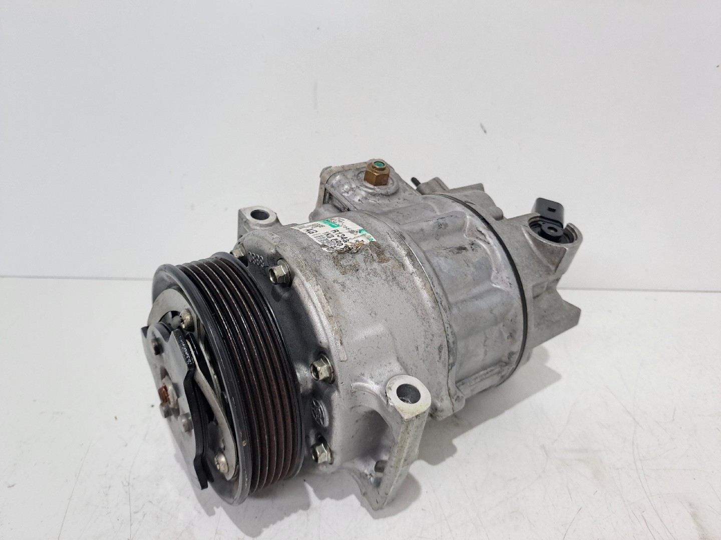 AC Compressor AUDI A3 (8P1) | 03 - 13