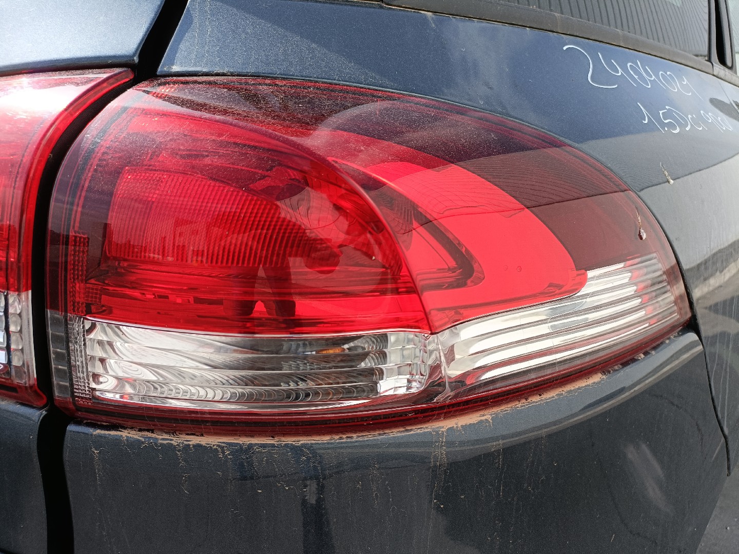Right Taillight RENAULT CLIO IV Grandtour (KH_) | 13 - 