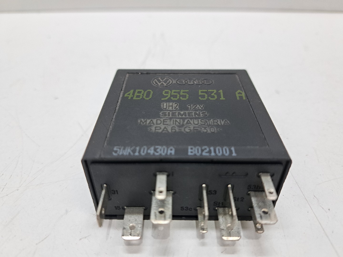 Módulo eletrónico VOLKSWAGEN PASSAT (3B3) | 00 - 05