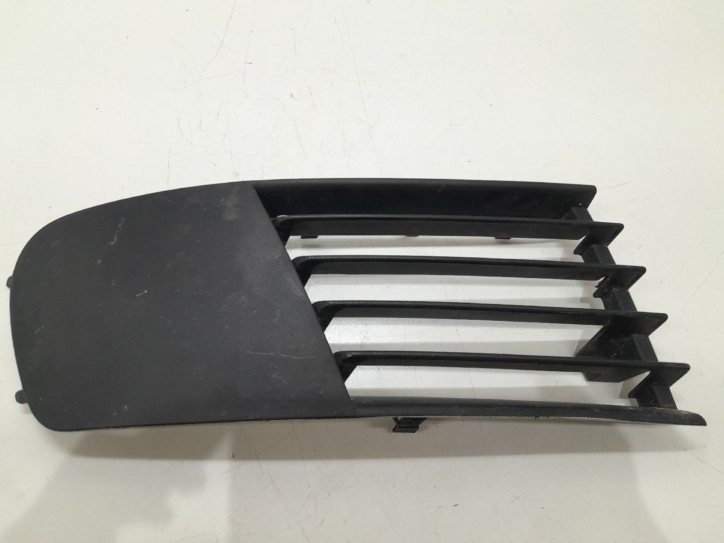 Grelha SEAT IBIZA III (6L1) | 02 - 09