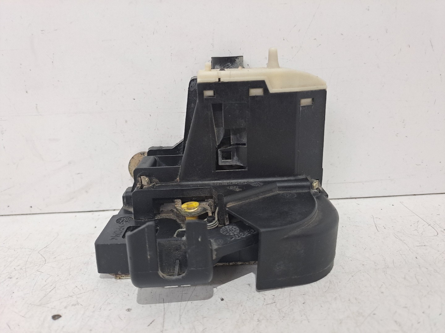 Fechadura frente esquerda RENAULT CLIO II (BB_, CB_) | 98 - 