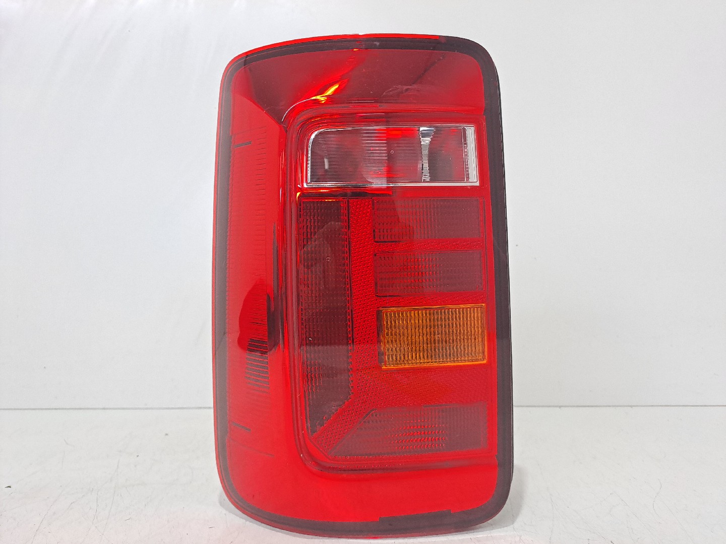 Farolim esquerdo VOLKSWAGEN CADDY IV Combi (SAB, SAJ) | 15 - 
