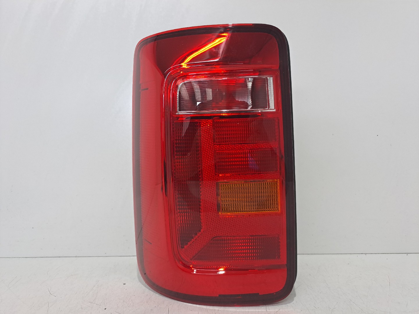 Farolim esquerdo VOLKSWAGEN CADDY IV Combi (SAB, SAJ) | 15 - 