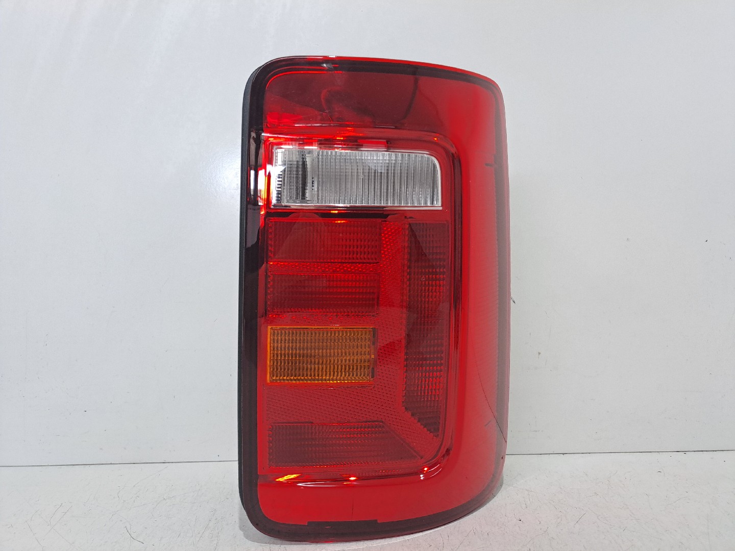 Right Taillight VOLKSWAGEN CADDY IV Combi (SAB, SAJ) | 15 - 
