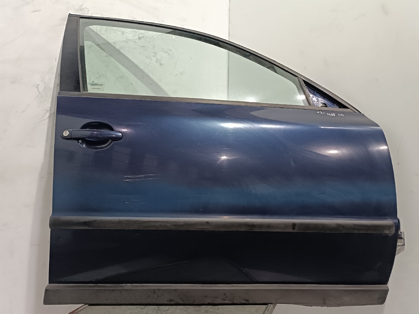 Right Front Door VOLKSWAGEN PASSAT Variant (3B5) | 97 - 01