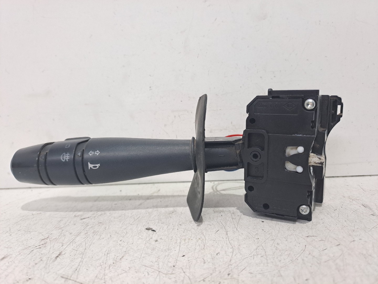 Comutador RENAULT CLIO II Caixa (SB0/1/2_) | 98 - 