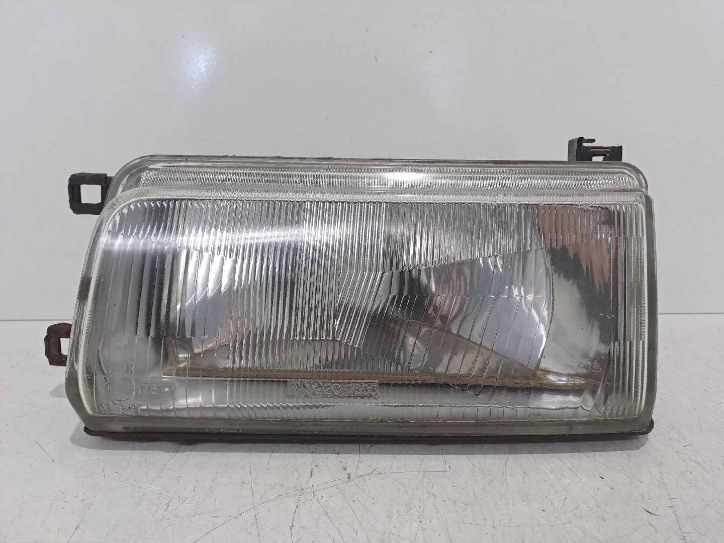 Left Headlight TOYOTA COROLLA (_E8_) | 83 - 89