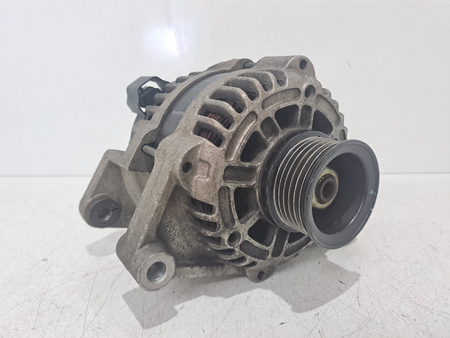 Alternador CHEVROLET AVEO Hatchback (T300) | 11 - 