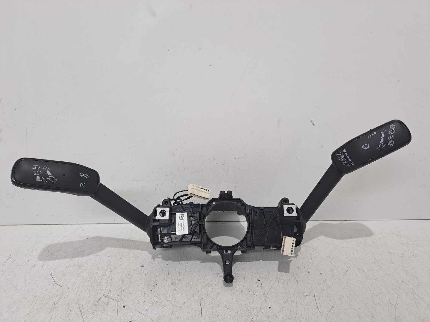 Switch VOLKSWAGEN PASSAT Variant (3G5, CB5) | 14 - 