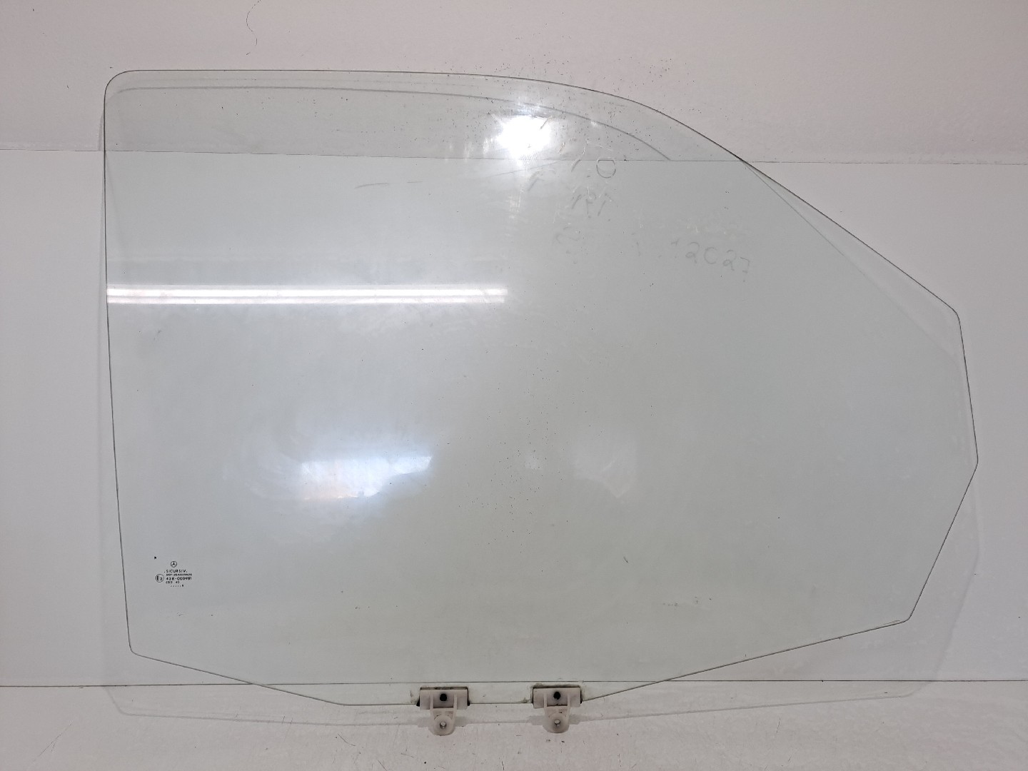 Vidro porta frente direito MERCEDES-BENZ VITO Caixa (638) | 97 - 03