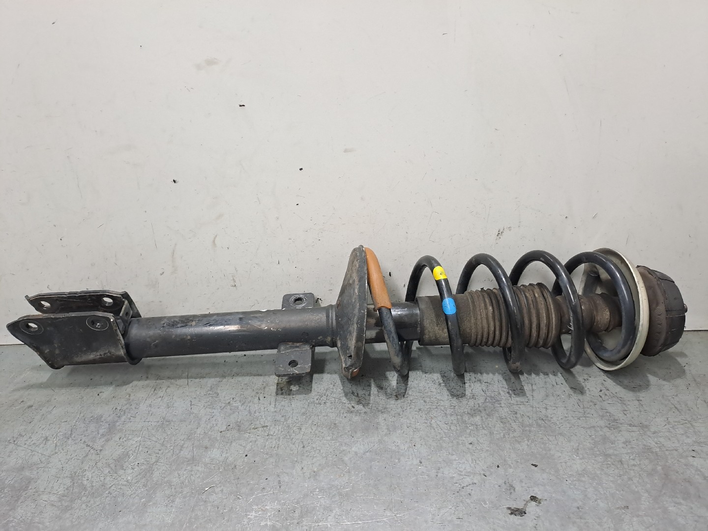 Right Rear Shock Absorber DACIA DUSTER (HS_) | 10 - 18 Imagem-1