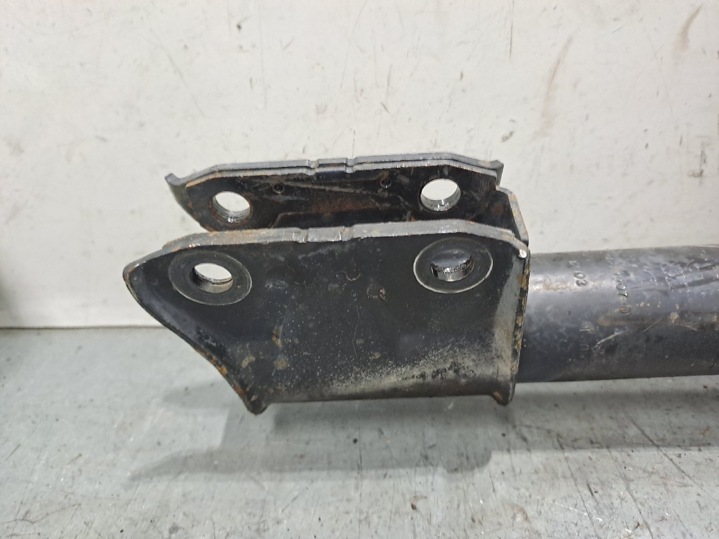 Right Rear Shock Absorber DACIA DUSTER (HS_) | 10 - 18 Imagem-2