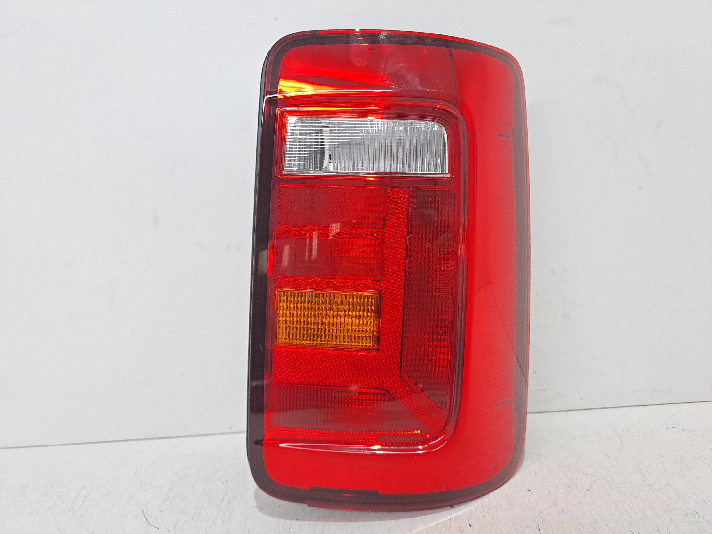Right Taillight VOLKSWAGEN CADDY IV Combi (SAB, SAJ) | 15 - 
