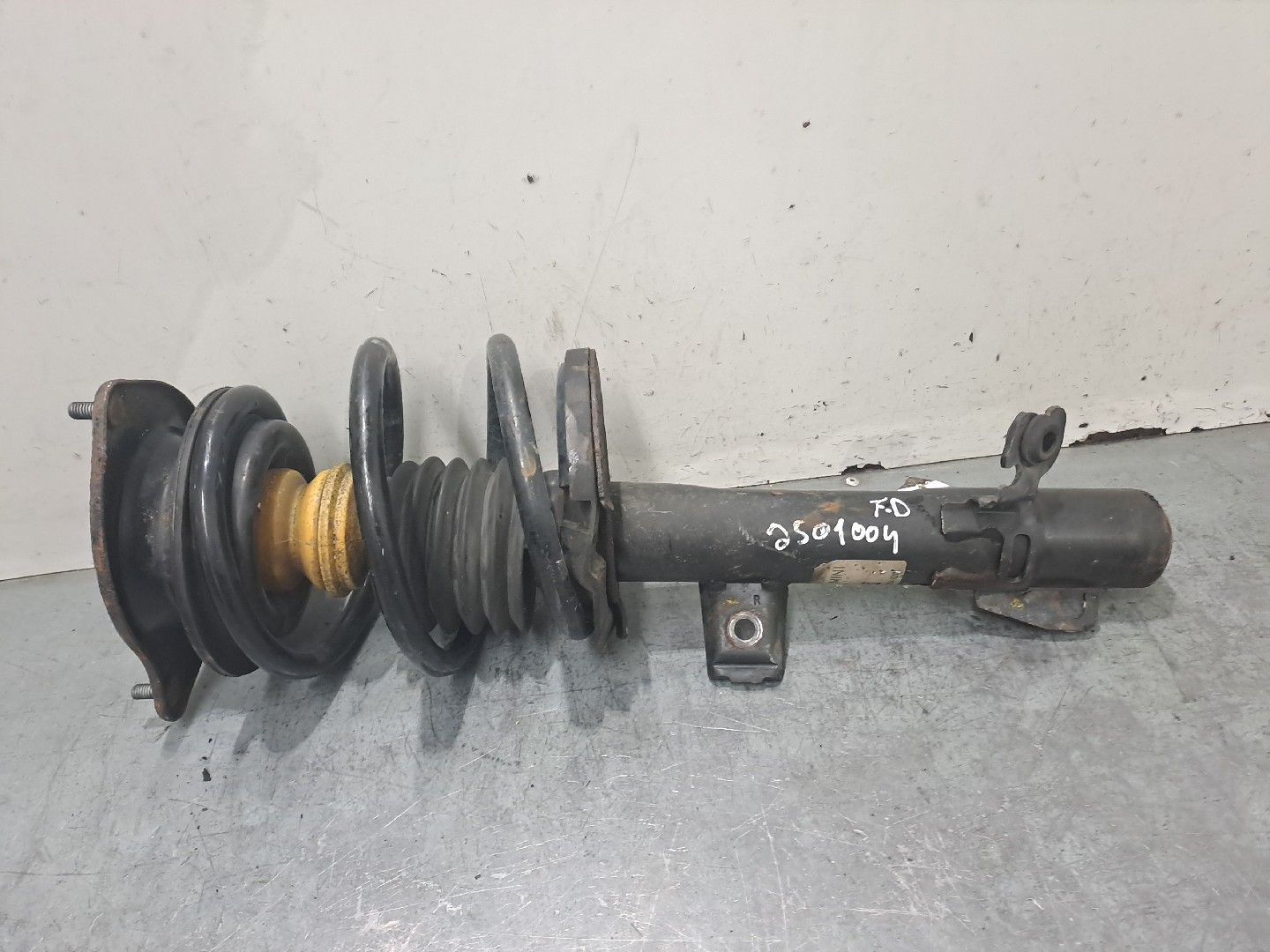 Right Front Shock Absorber MINI MINI (R50, R53) | 01 - 06