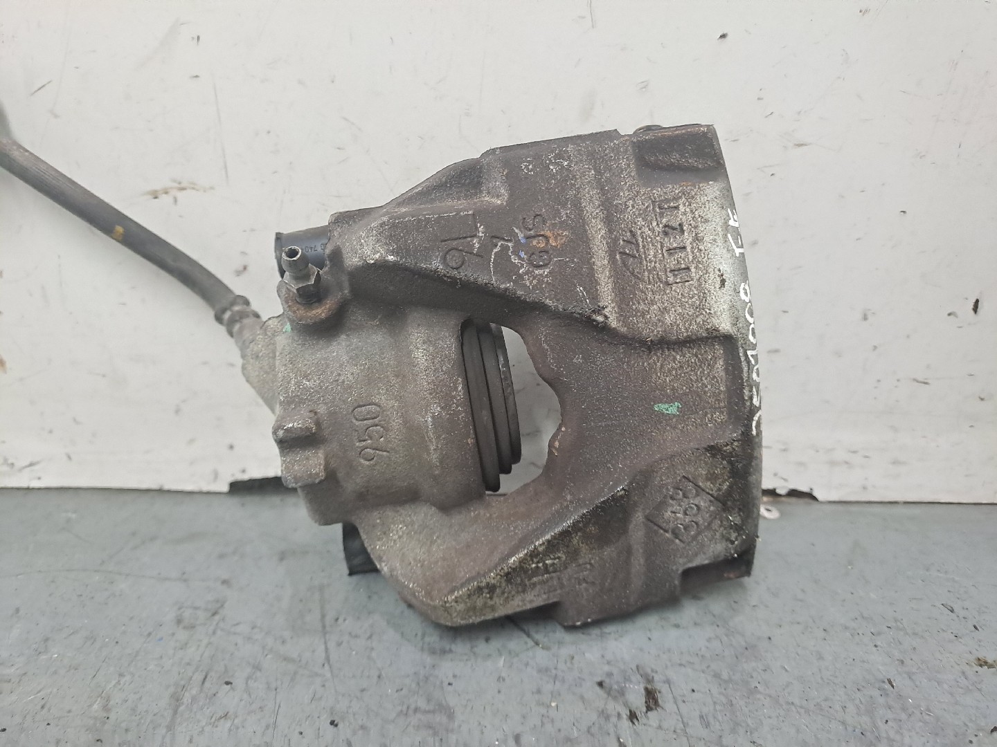 Left Front Brake Calliper DACIA DUSTER (HS_) | 10 - 18