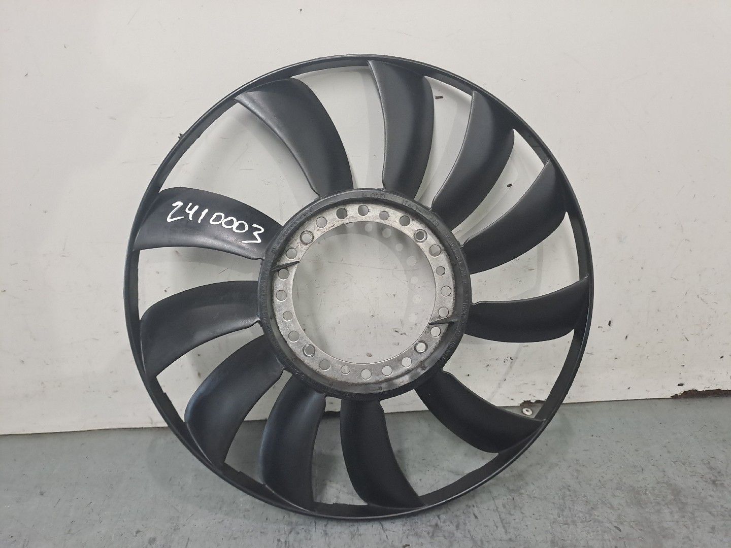 Radiator Fan AUDI A4 (8E2, B6) | 00 - 05