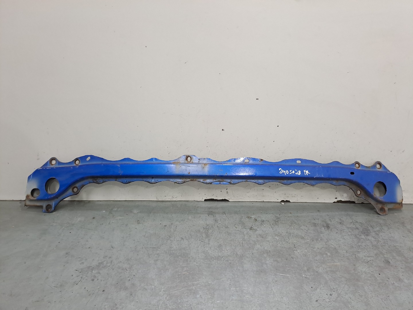 Reforço do pára-choques frente DAIHATSU CUORE VI (L251, L250_, L260_) 1.0 